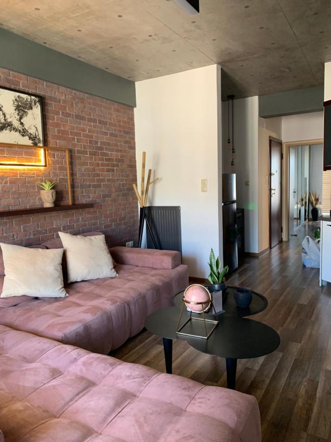 The Grey Apartments Волос Экстерьер фото